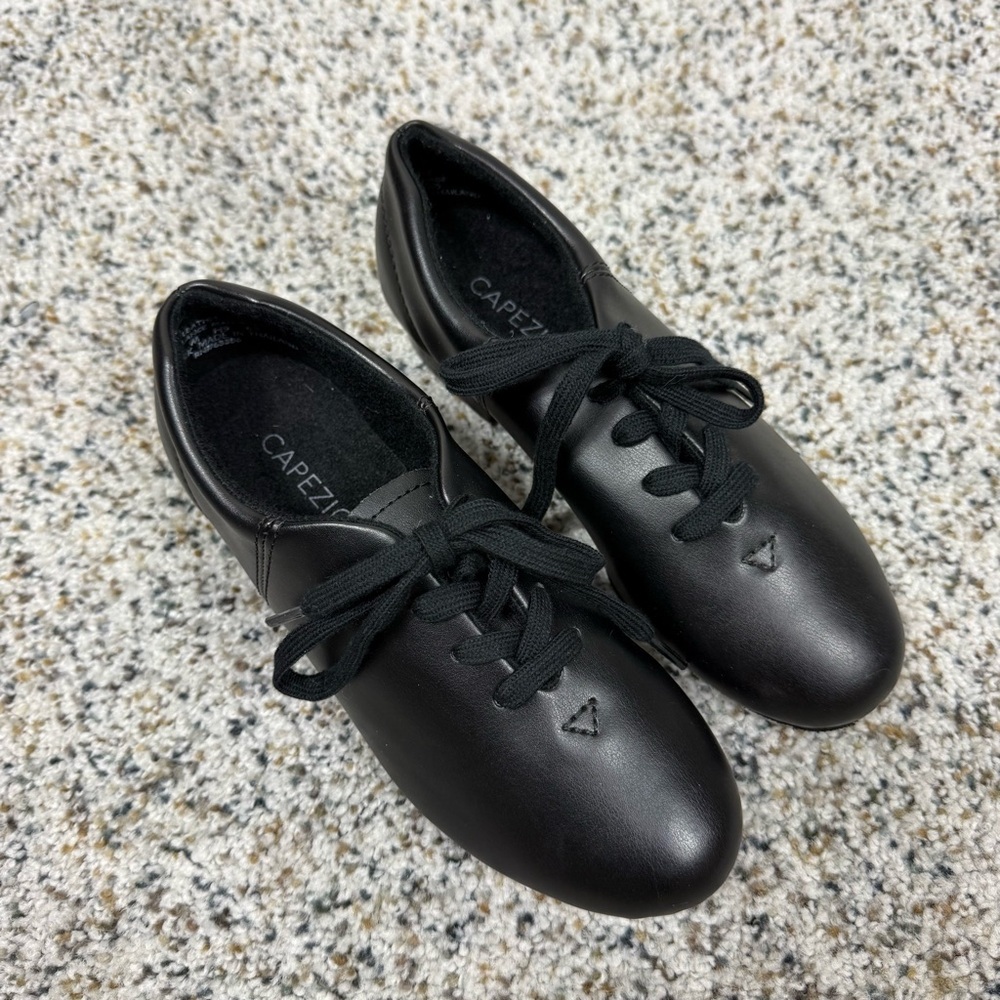 Capezio CG17 Black Leather Tap Shoes Kids Unisez 4 Dance Footwear